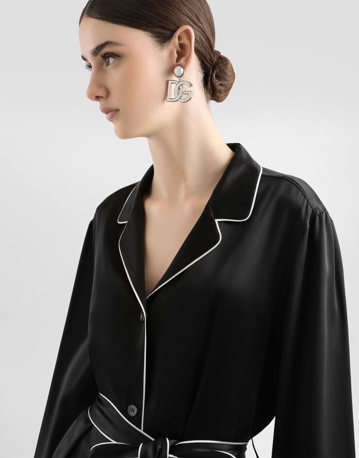 Dolce & Gabbana قميص بيجامة حرير بشريط بييه متباين أسود F5N53TFU1AU