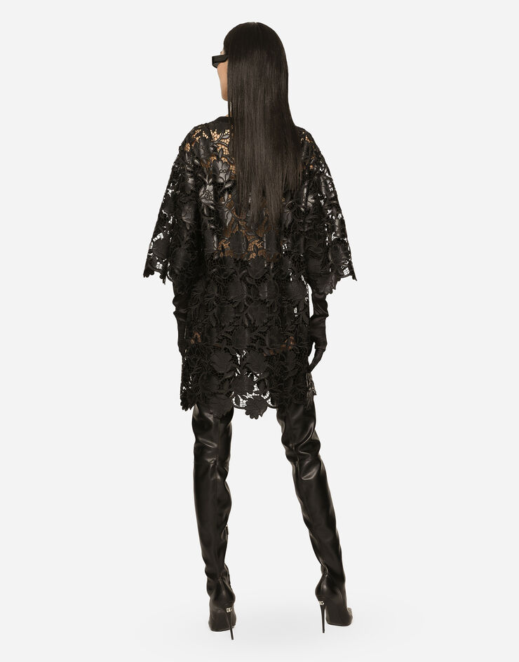 Dolce&Gabbana Top de manga corta en macramé floral de piel sintética Dolce&Gabbana Top de manga corta en macramé floral de piel sintética Negro F761VTFGSAL