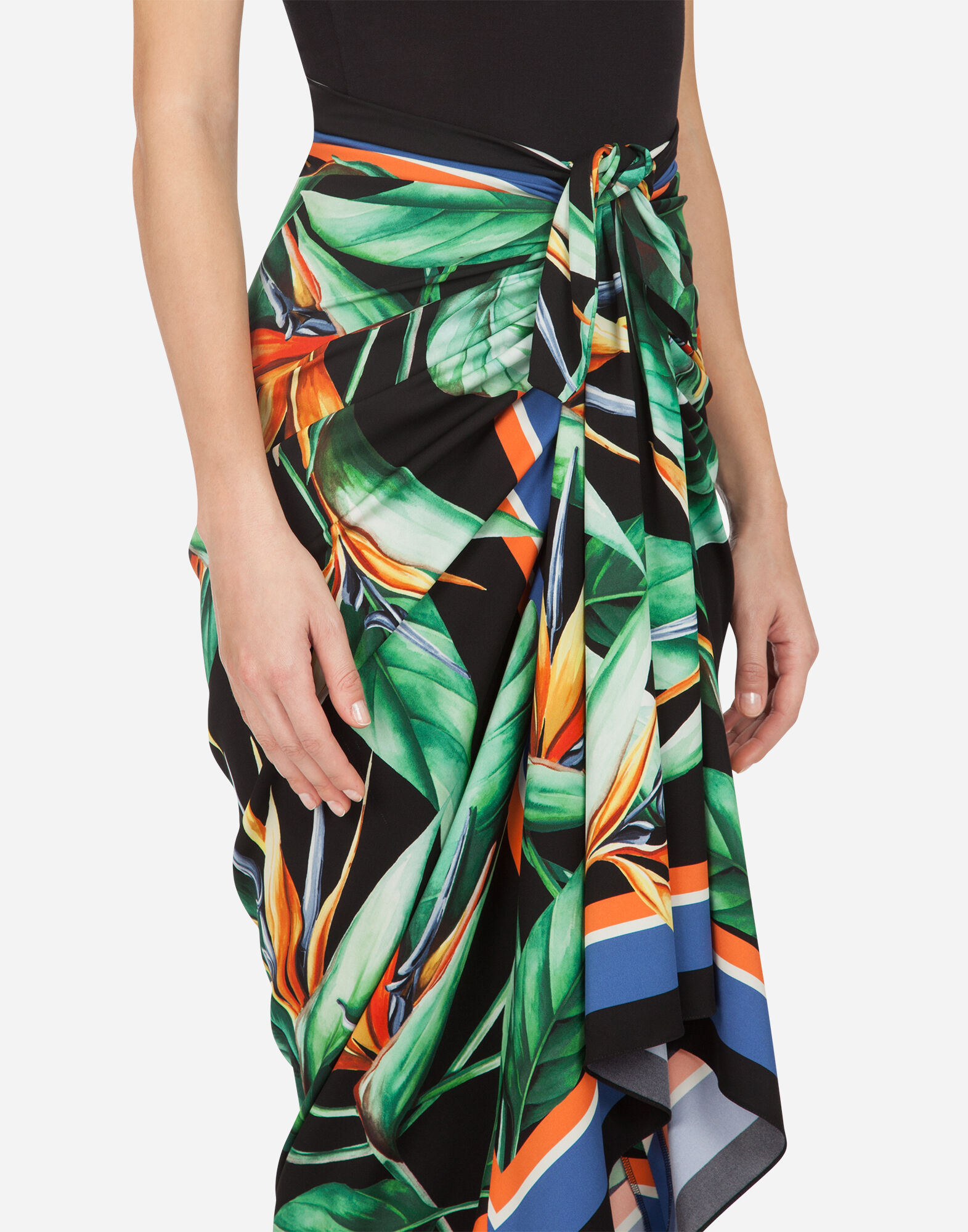 LONGUETTE WRAP-AROUND SKIRT IN CHARMEUSE WITH FOULARD PRINT