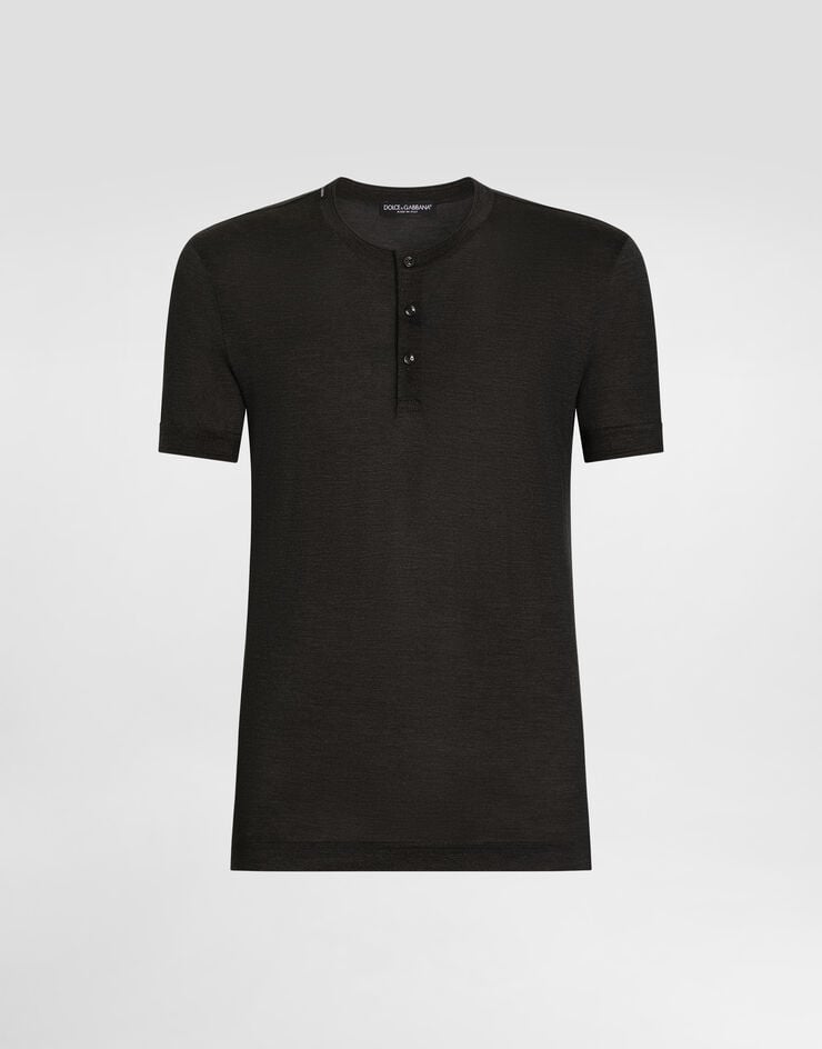 Dolce & Gabbana Silk serafino t-shirt Dolce & Gabbana Silk serafino t-shirt Grey G8QK3TG7P0F