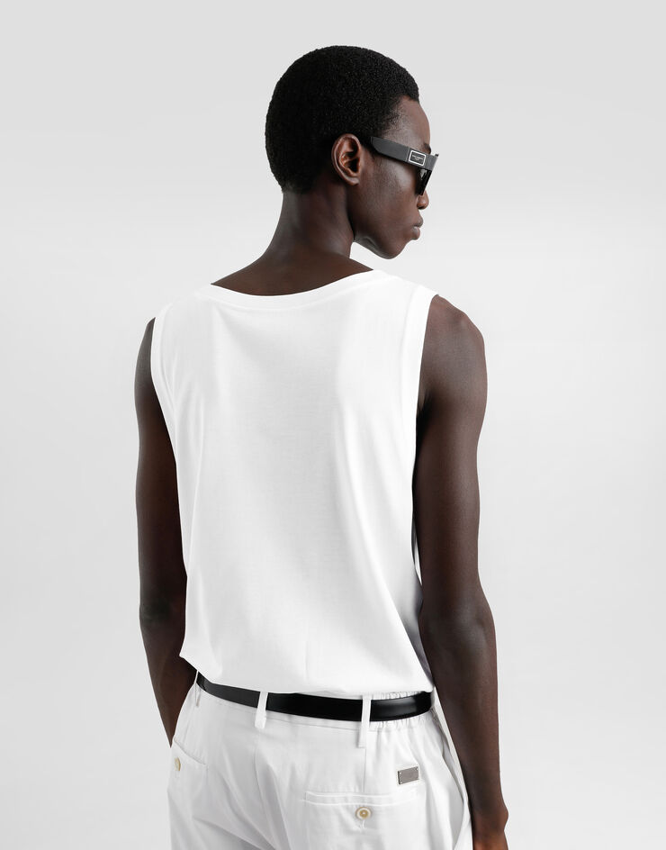 Dolce & Gabbana Oversize-Tanktop aus Baumwolle mit Plakette Weiss G8QJ5TG7N7A