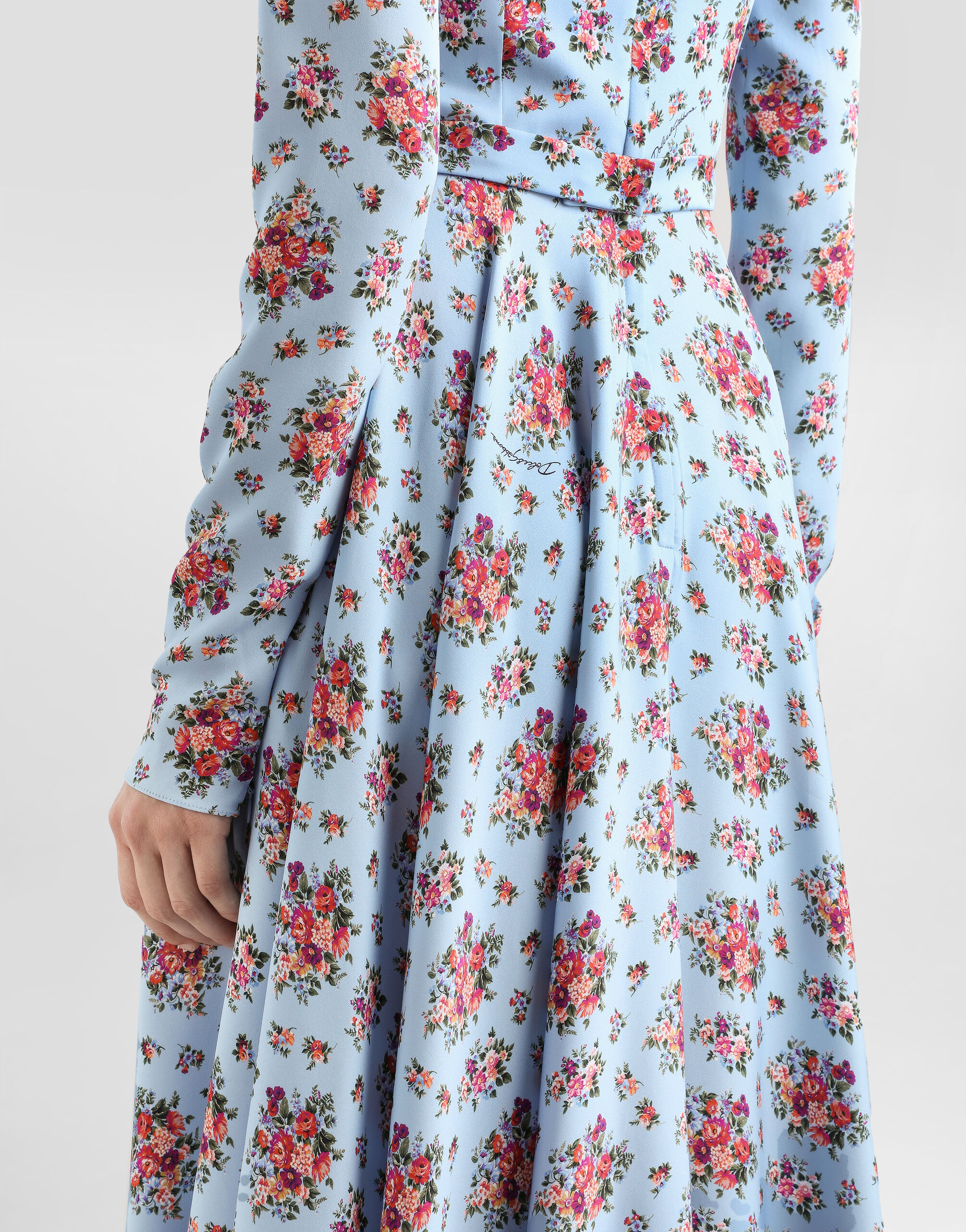 Small flower bouquets-print long charmeuse dress in Multicolor for