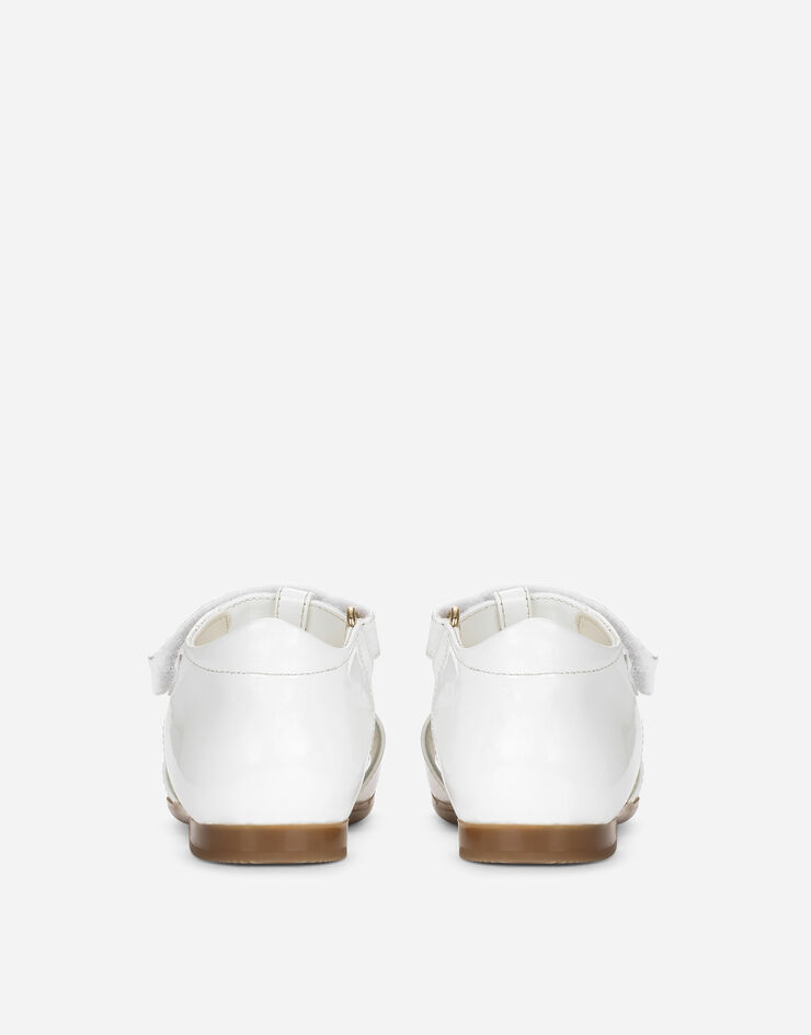 Dolce & Gabbana Patent leather first steps sandals with metal DG logo White D20082A1328