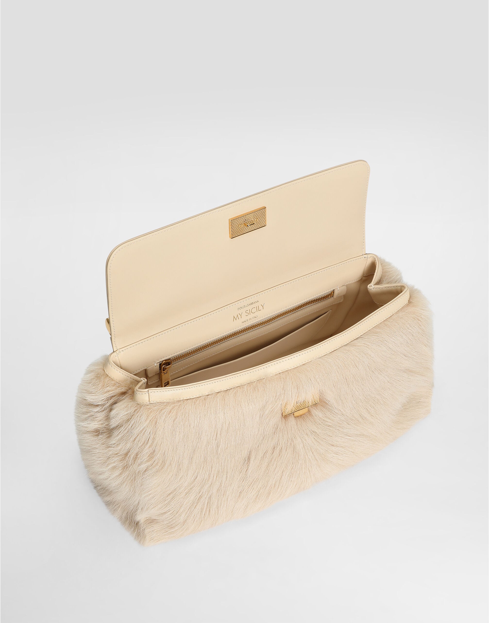 【激安】DOLCE＆GABBANA PIGSKIN コート　あんしん鑑定 Medium My Sicily handbag in plongé calfskin in Bordeaux for Women ジャケット・アウター