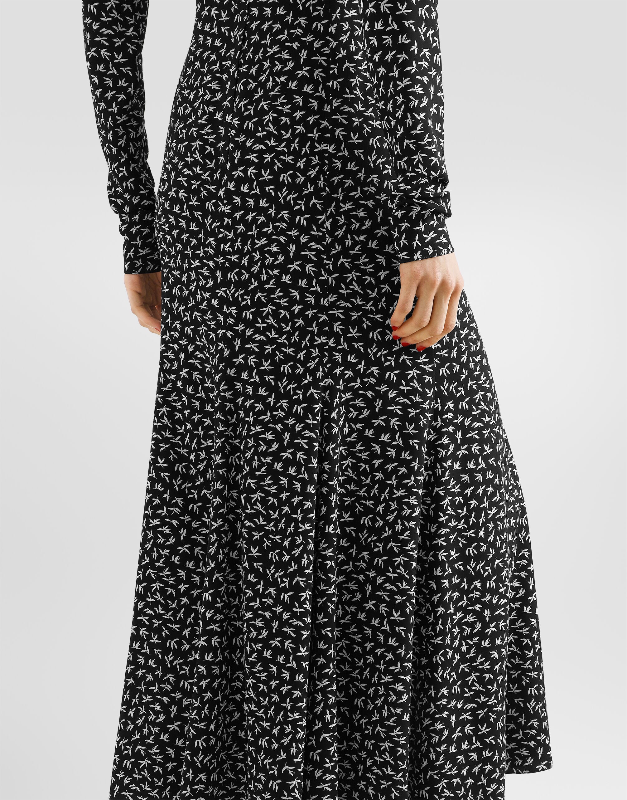 Leaf-print charmeuse dress - thumbnail 4