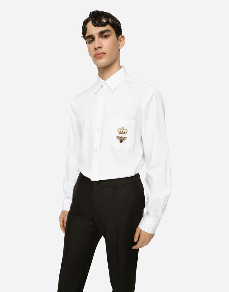 Dolce & Gabbana قميص قطني بقصة مارتيني وتطريز أبيض G5JG4ZFU5EW