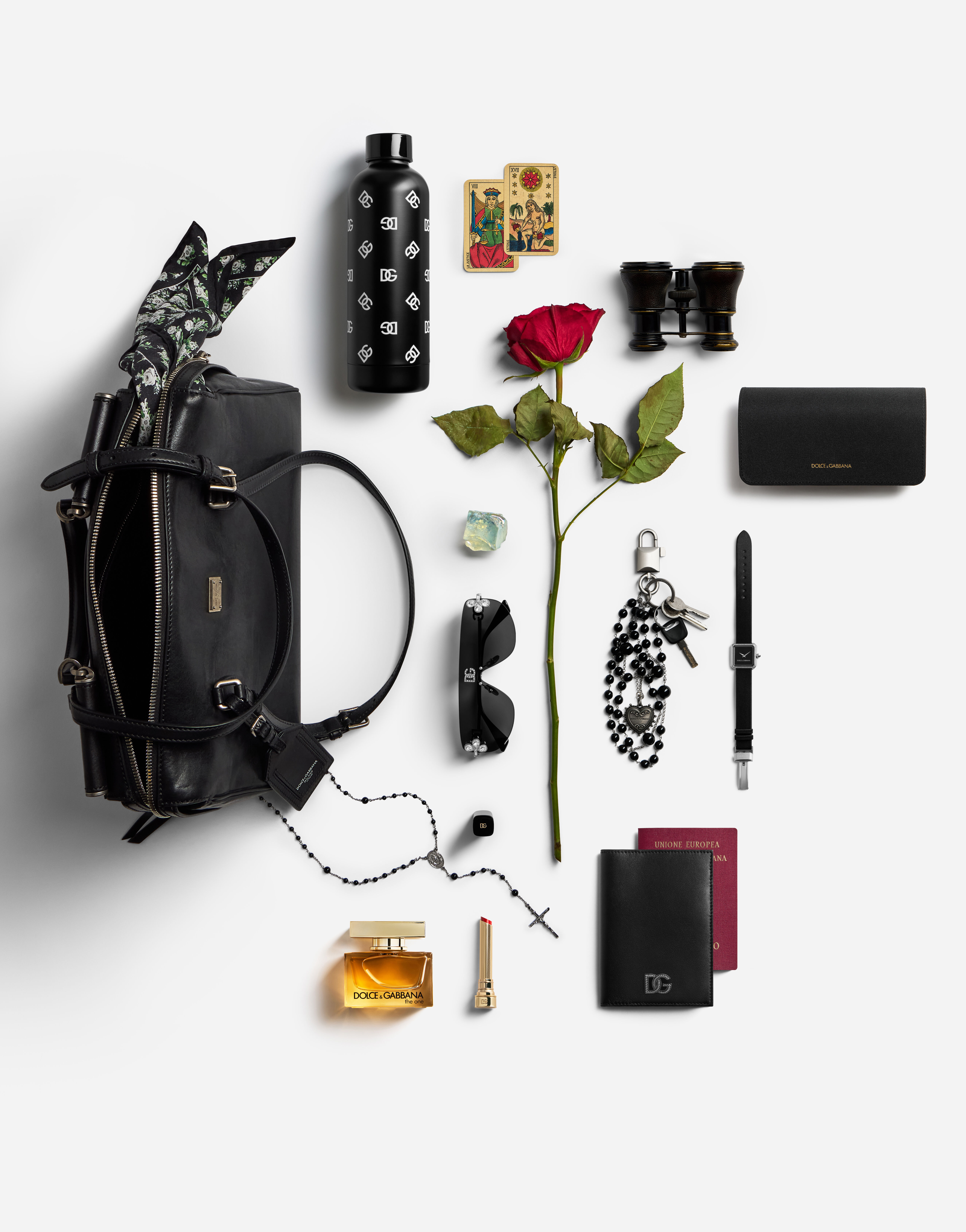dolce&gabbana archive ナイロン ショルダーバッグ Medium Vittoria calfskin bag in Black for Women | Dolce&Gabbana® US
