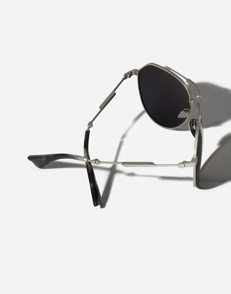 Dolce & Gabbana نظارة شمسية Stefano فضي غير لامع VG2302VM648