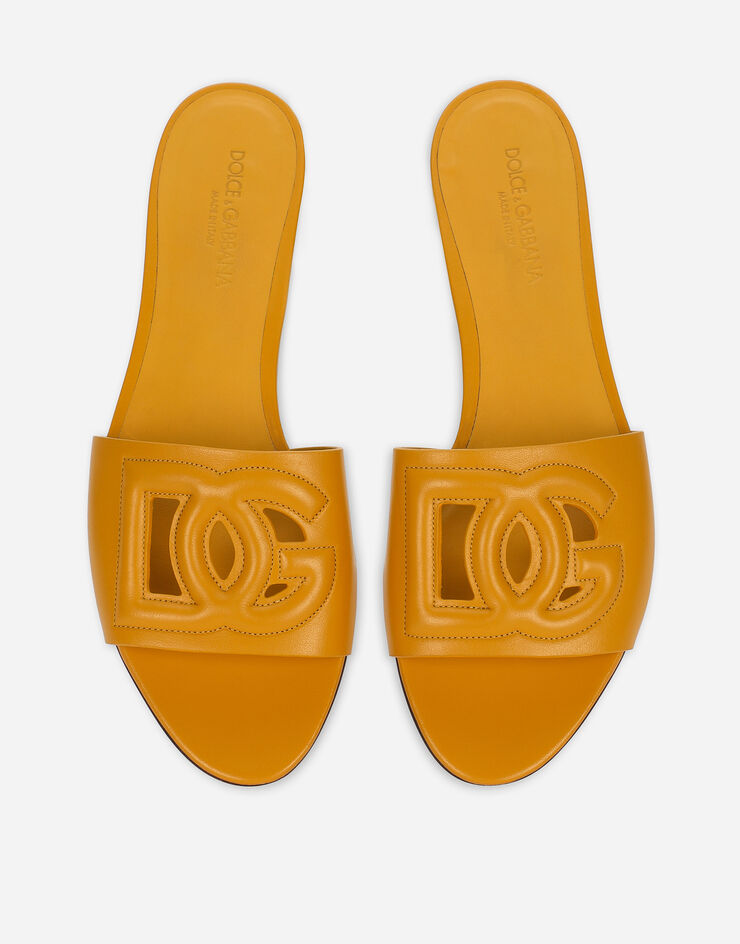 Dolce & Gabbana Chancla de piel de becerro y logotipo DG Amarillo CQ0436AY329
