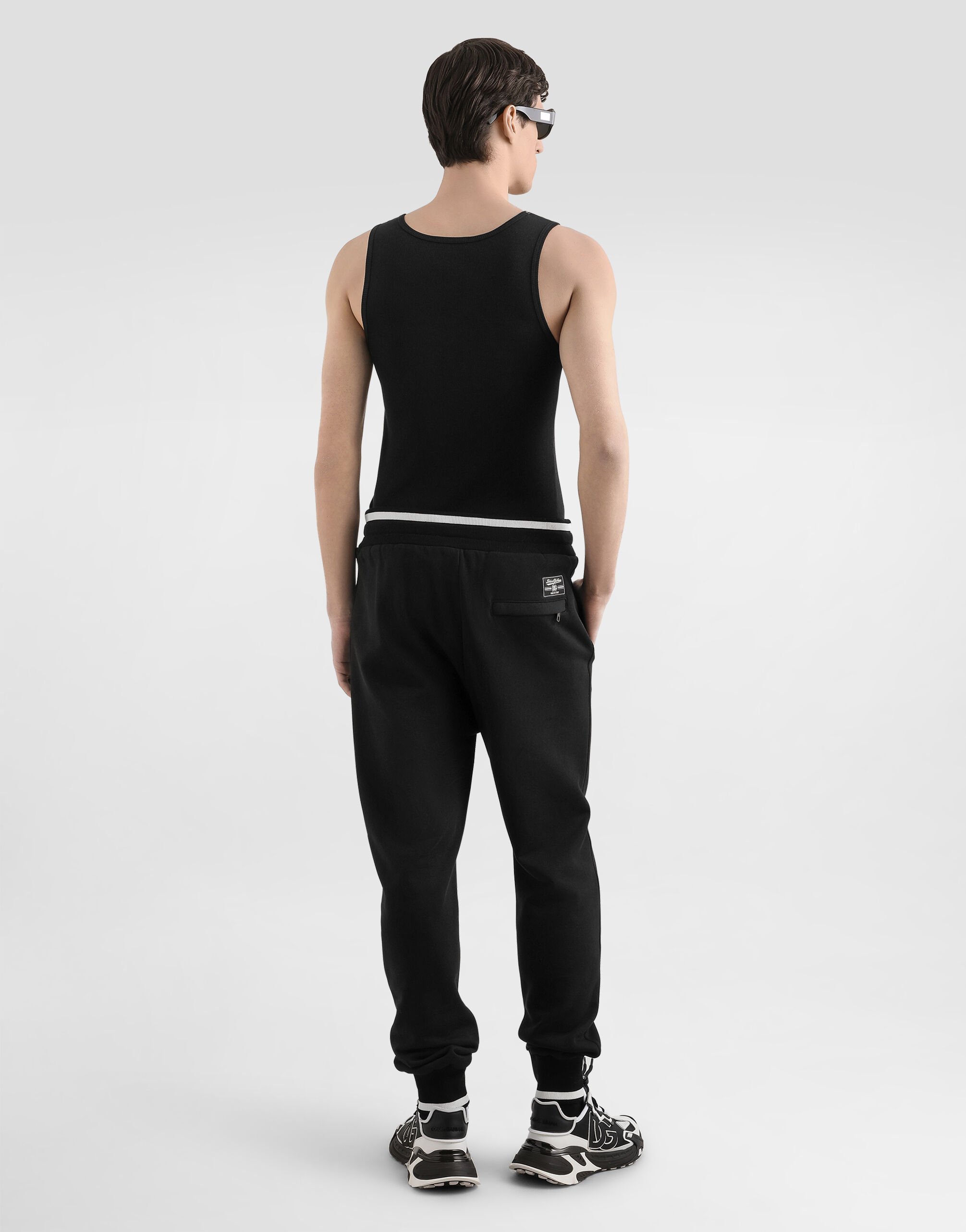 Tシャツ・カットソー DOLCE & GABBANA Logo embroidery tank top Black  G8PA8ZG7N4G Dolce & Gabbana Logo Embroidery Tank Top - Black