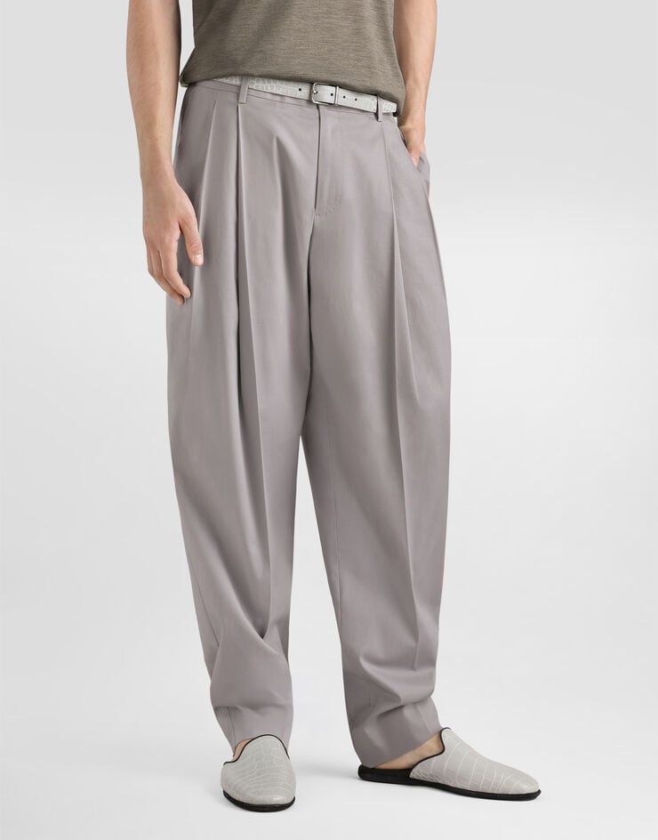 Dolce & Gabbana Pantalon en gabardine de coton Dolce & Gabbana Pantalon en gabardine de coton Grey GP10DZFUFNV