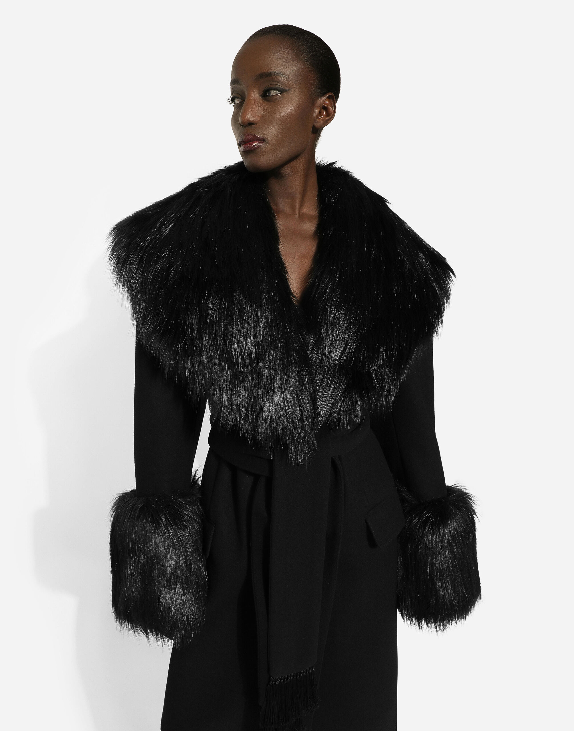 Black coat with black fur collar shop