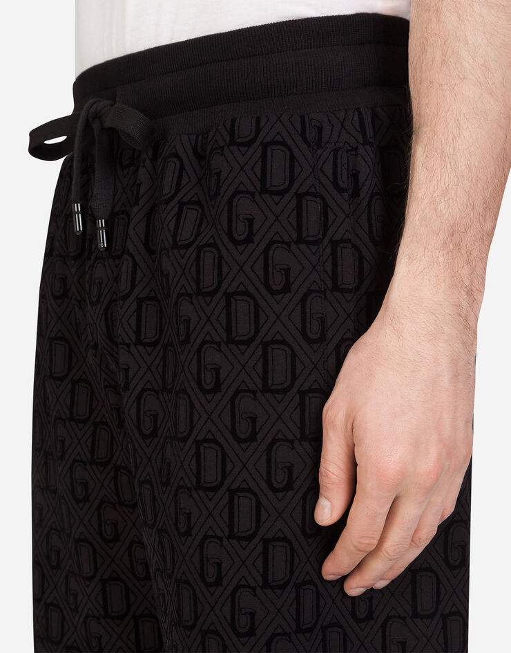 Dolce & Gabbana Flocked print bermuda jogging shorts NEGRO GYZFATG7VDC