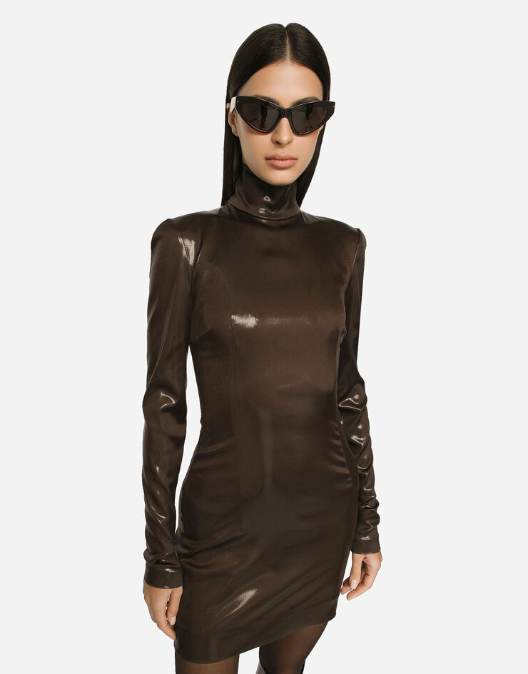 Dolce&Gabbana Короткое платье из блестящего атласа коричневый F6R6NTFURMV