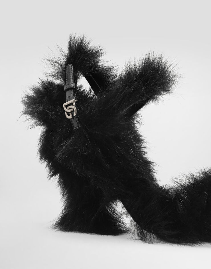 111 Dolce & Gabbana   