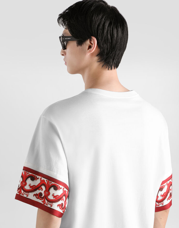 Dolce & Gabbana Majolica-print t-shirt in cotton Dolce & Gabbana Majolica-print t-shirt in cotton Multicolor G8SB2TG7P5H