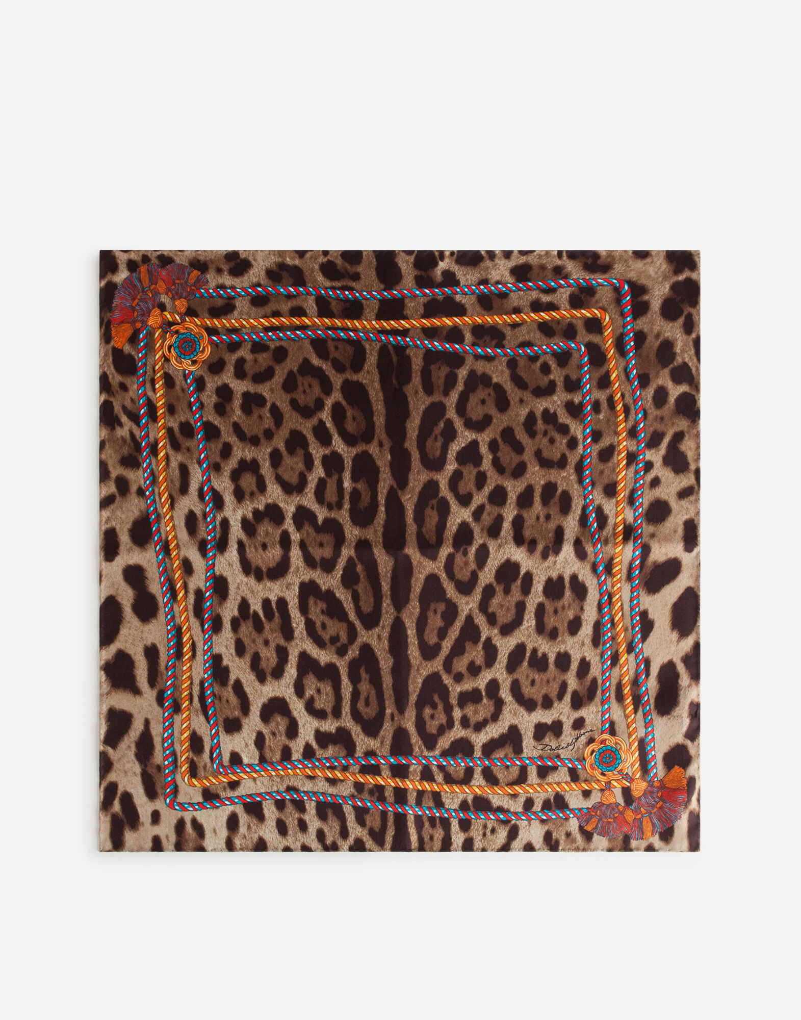 Twill foulard with leopard print: 50 x 50cm- 19 x 19 inches in