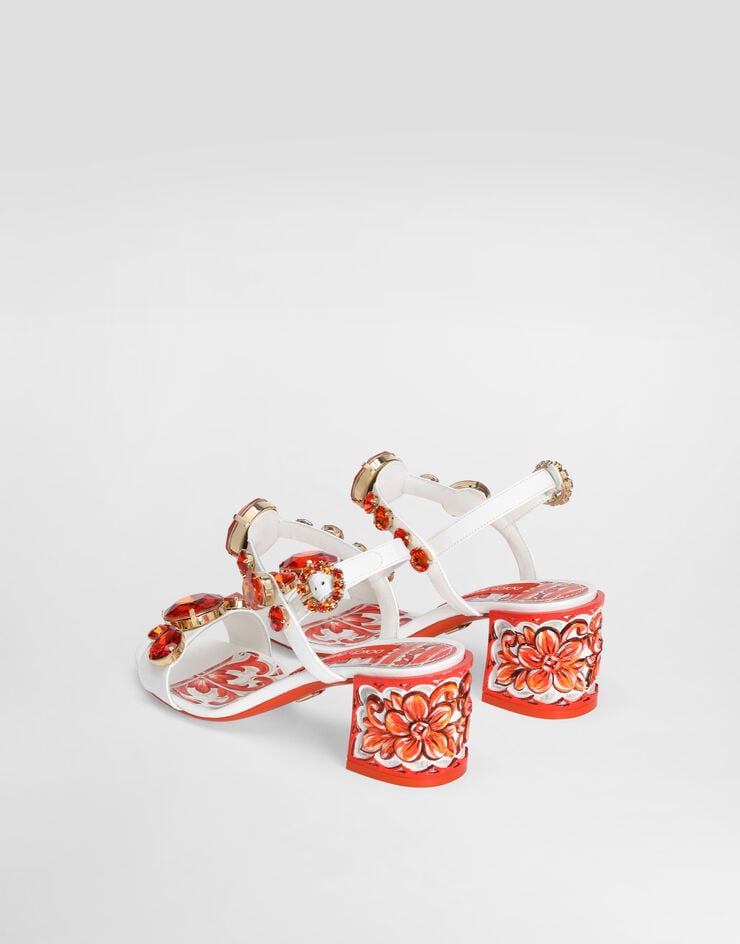 111 Dolce & Gabbana   
