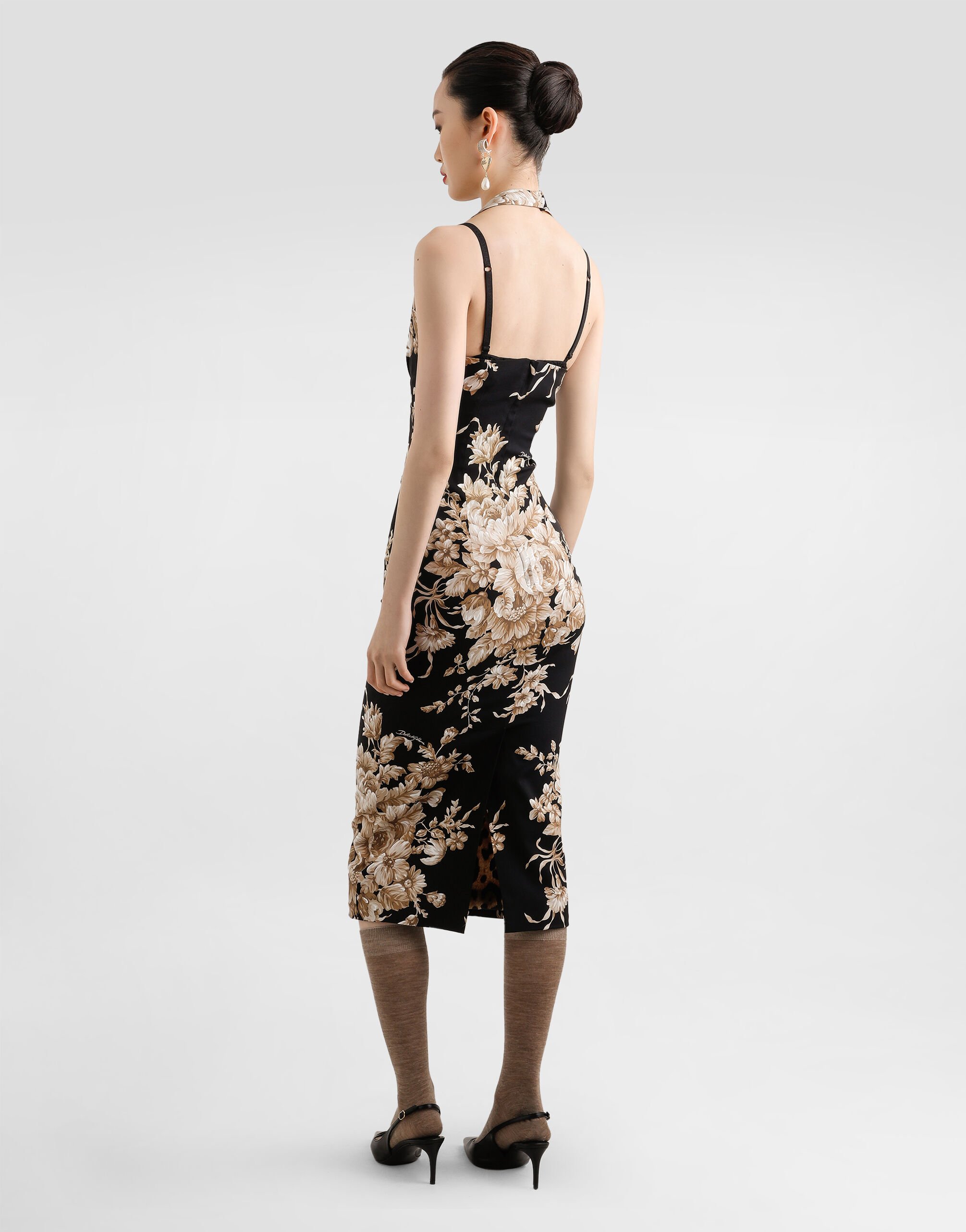 うさDOLCE & GABBANA シャルムースドレス Rose-print charmeuse dress in Print for Women | Dolce&Gabbana®