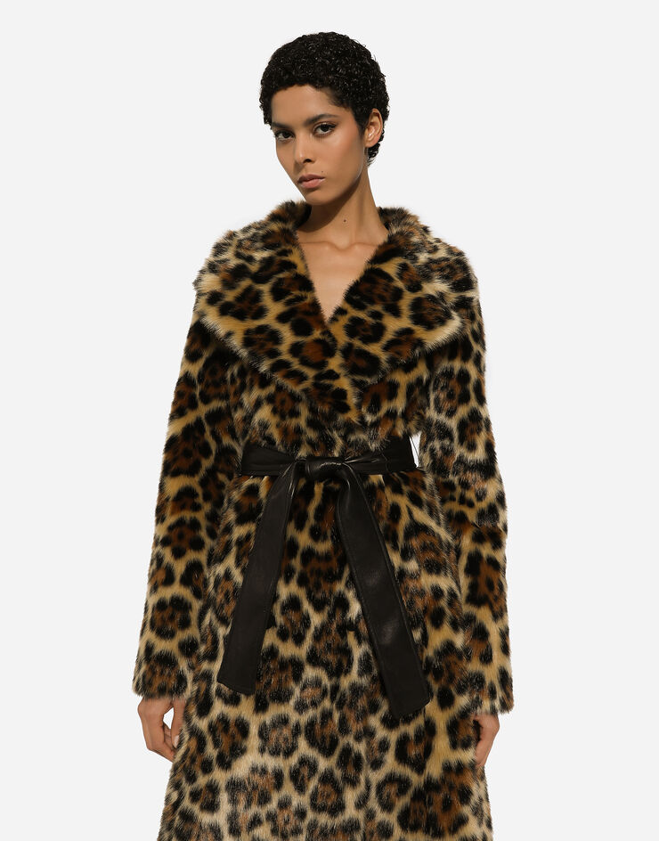 Dolce & Gabbana Manteau long en fourrure synthétique à imprimé léopard Imprimé F0E1KFFJSCU