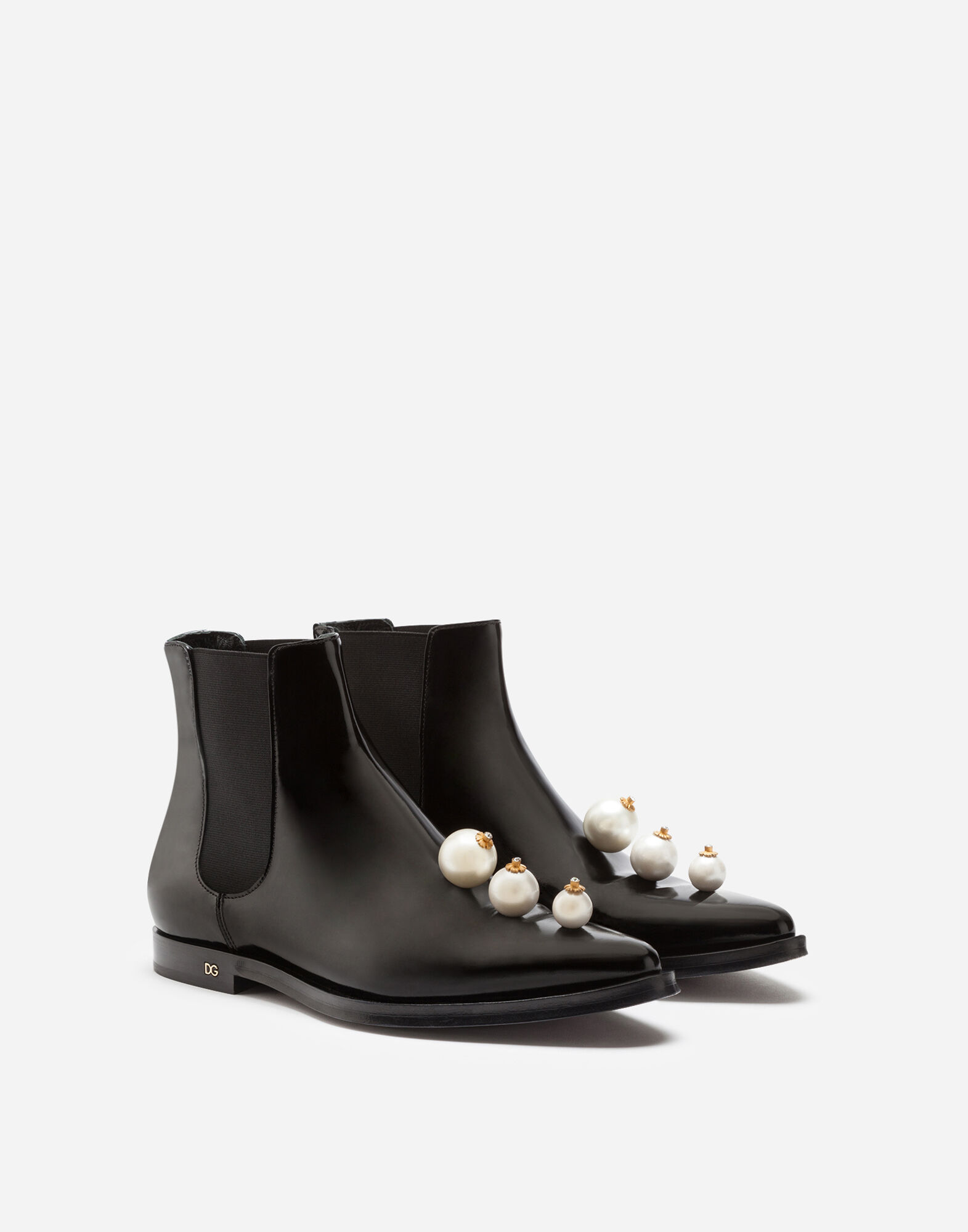 Polished calfskin chelsea boots with pearl embroidery