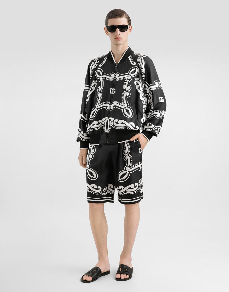 Dolce & Gabbana Bermudas aus Seide Bandana-Print Drucken GV37ATHI1WF