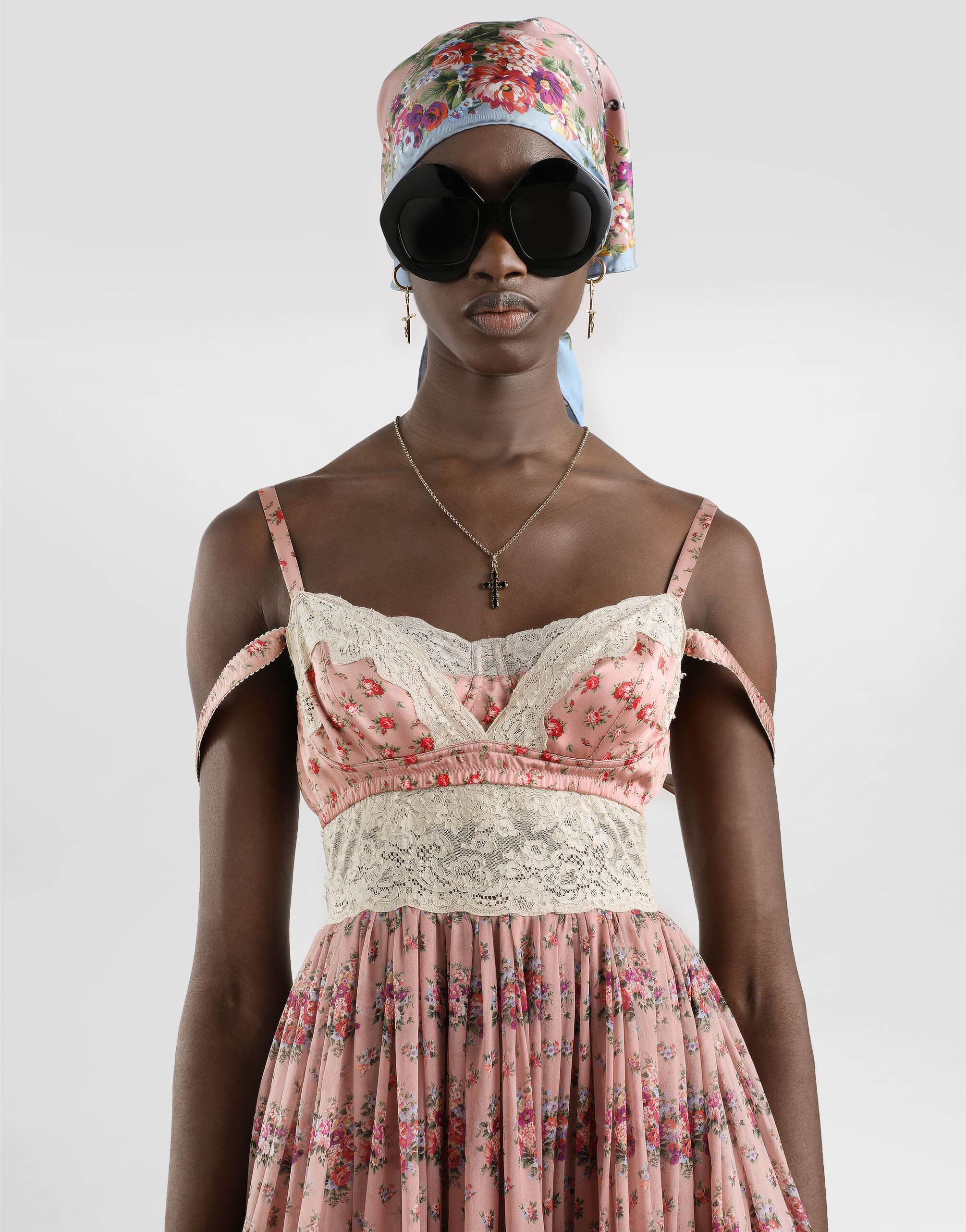 Small flower bouquets-print chiffon dress in Multicolor for Women