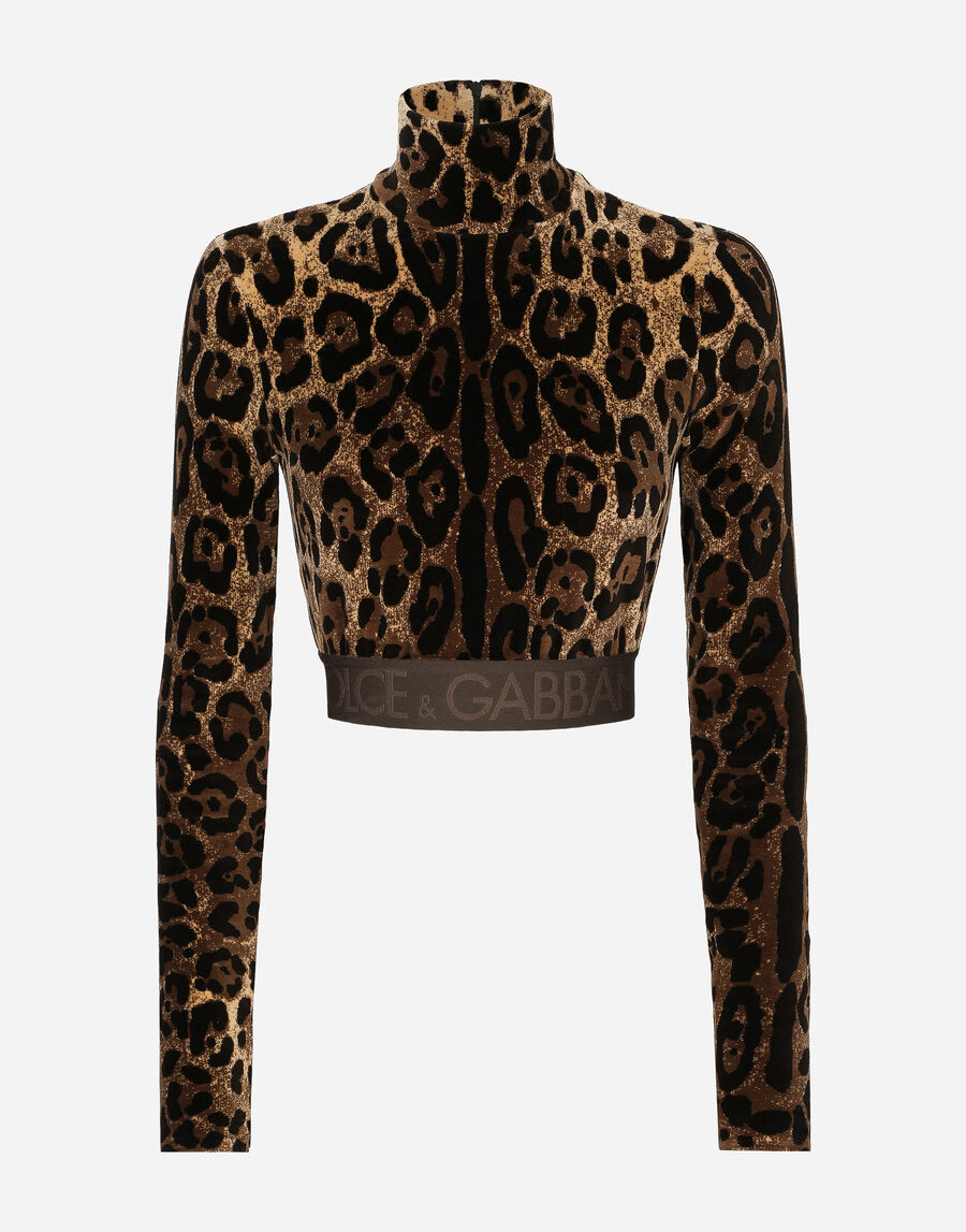 Chenille turtle-neck top with jacquard leopard design