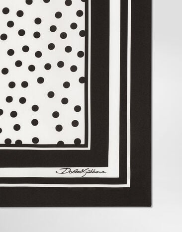 Dolce & Gabbana Fular 70 x 70 en sarga de seda a lunares Multicolor GQ348EG0JSV