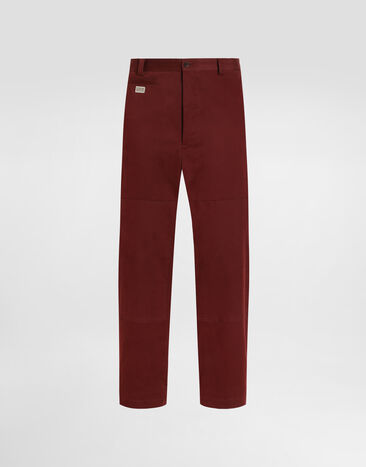 Dolce & Gabbana Cargohose aus Baumwolle mit Plakette Burgunderrot GP0RSTFUFL3