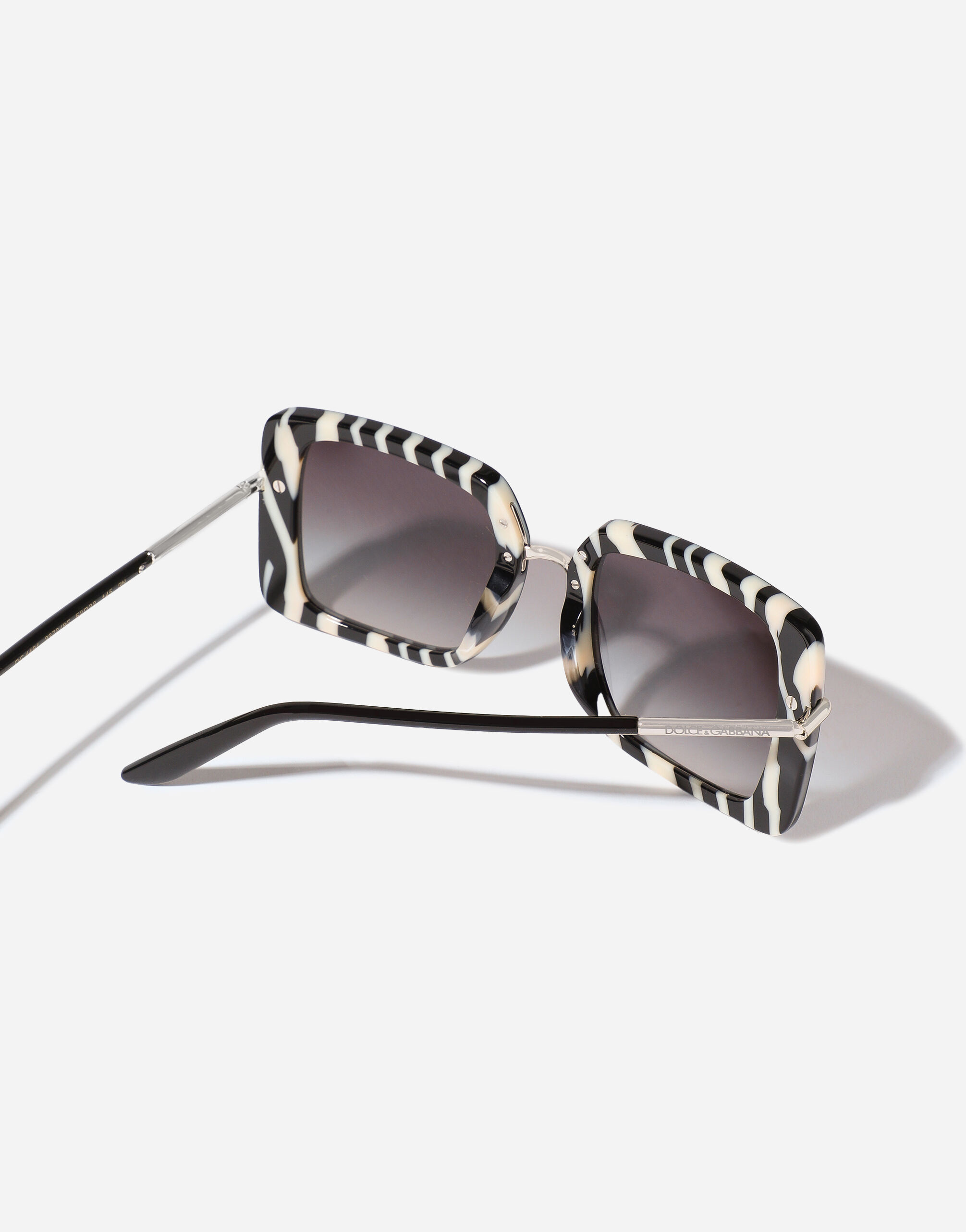 新作【Dolce&Gabbana】「DNA」 サングラス DNA sunglasses in Black for Men | Dolce&Gabbana®