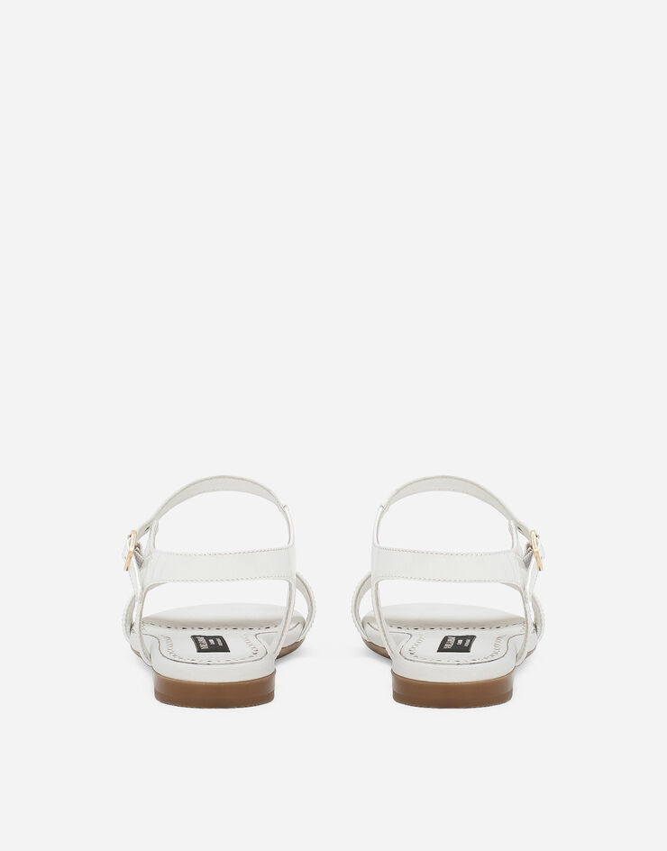 Dolce & Gabbana صندل من جلد لامع أبيض D11048A1153