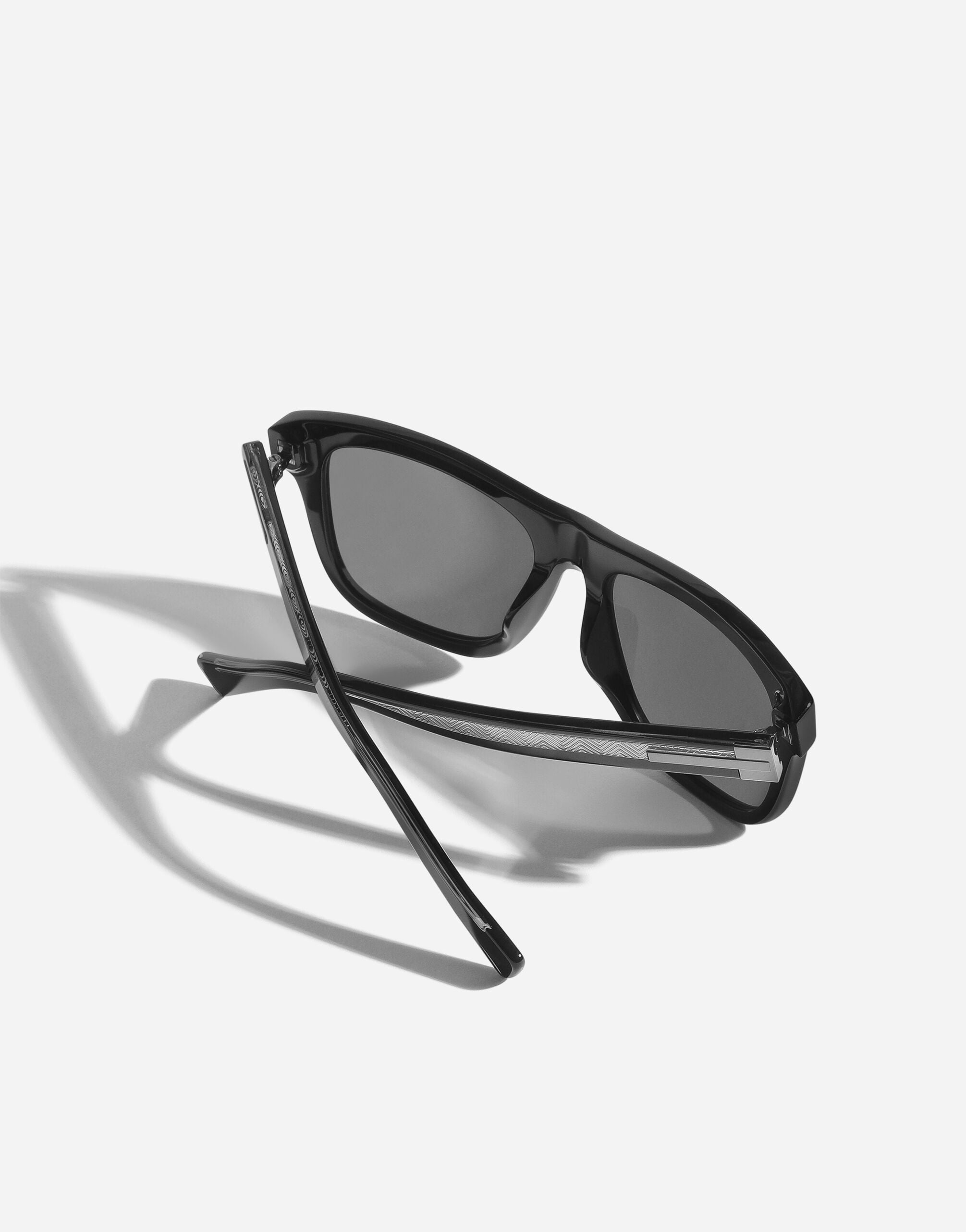 ブラックのメンズ Divo サングラス | Dolce&Gabbana®
