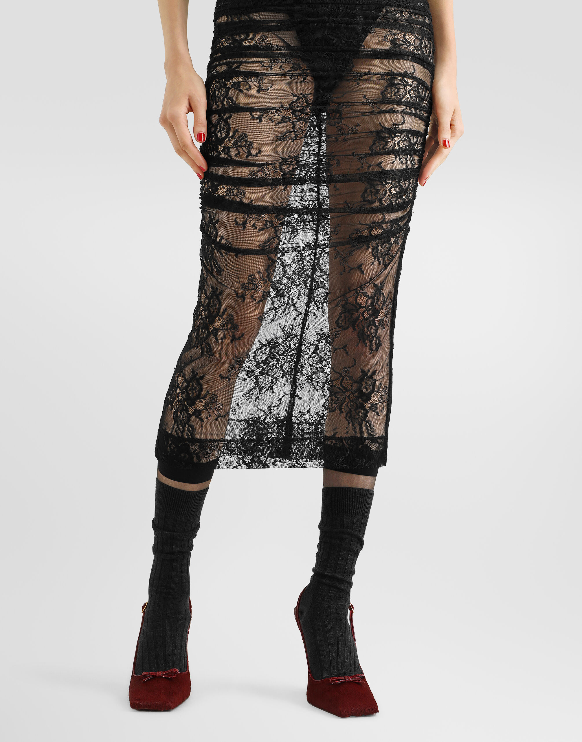Calf-length stretch Chantilly lace slip dress in Black for Women
