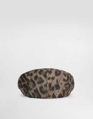 Dolce & Gabbana Gorra plana en jacquard con estampado de leopardo Print GH587AFRMEC