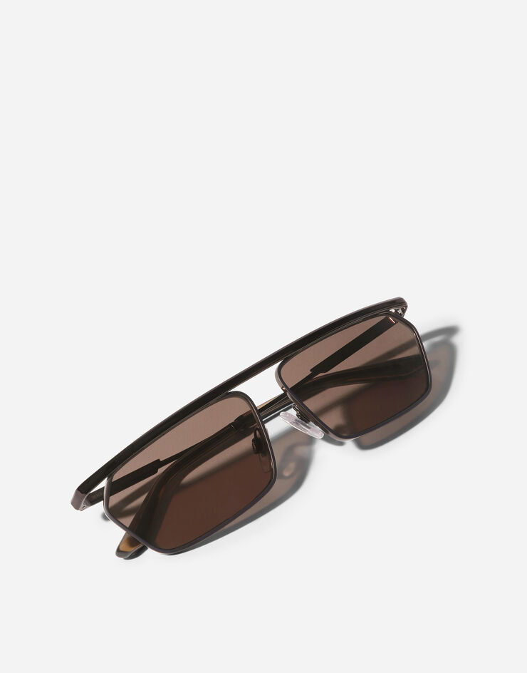 Dolce & Gabbana نظارة شمسية Metal Classic بني VG2327VM673