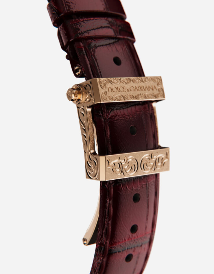 Dolce & Gabbana ساعة DG7 غاتوباردو من الذهب الأحمر مرصعة بعرق اللؤلؤ الوردي عنابي WWJE1GWSB04