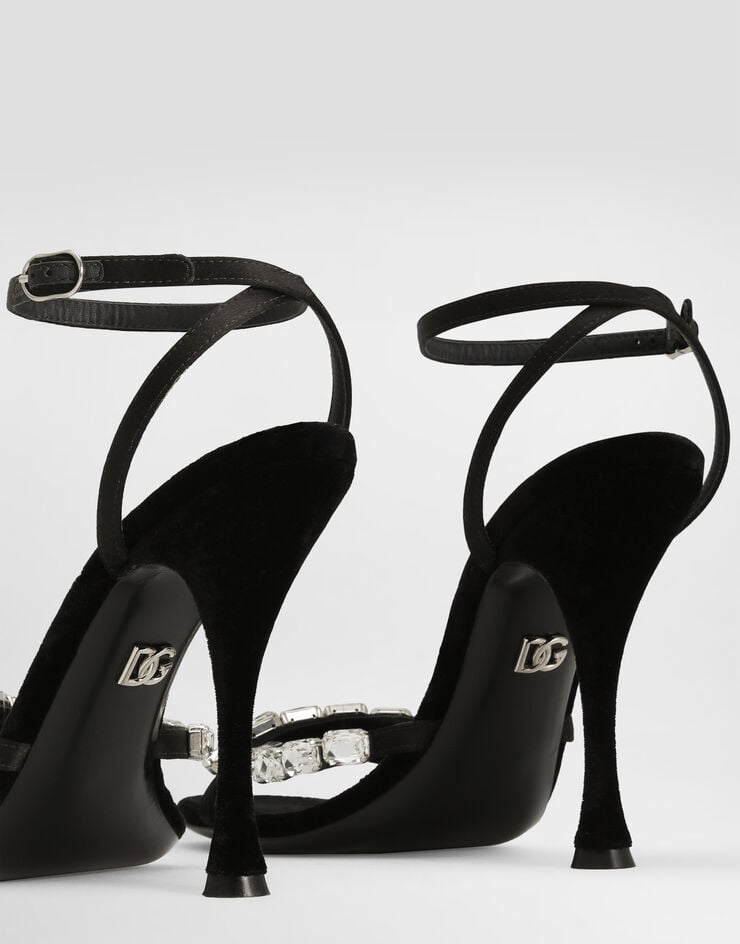 111 Dolce & Gabbana   