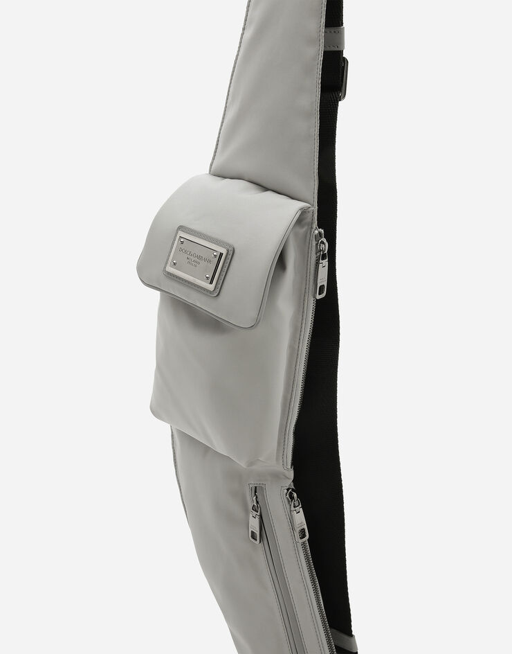 Dolce&Gabbana حقيبة خصر نايلون رمادي BM2279AP549