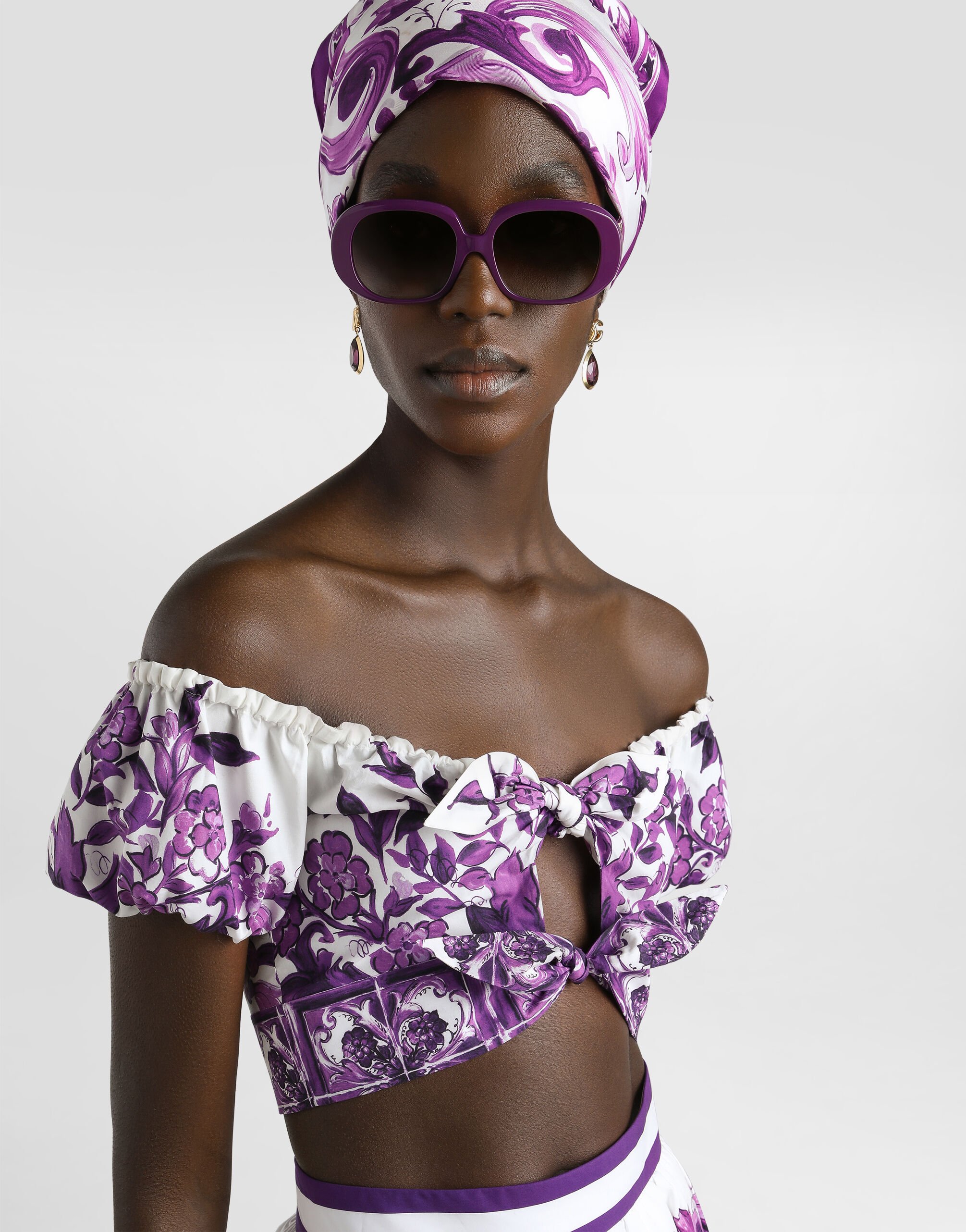 Tシャツ・カットソー DOLCE&GABBANA PURPLE MAIOLICA PRINT TOP IN POPLIN Majolica-print poplin top in Multicolor for Women