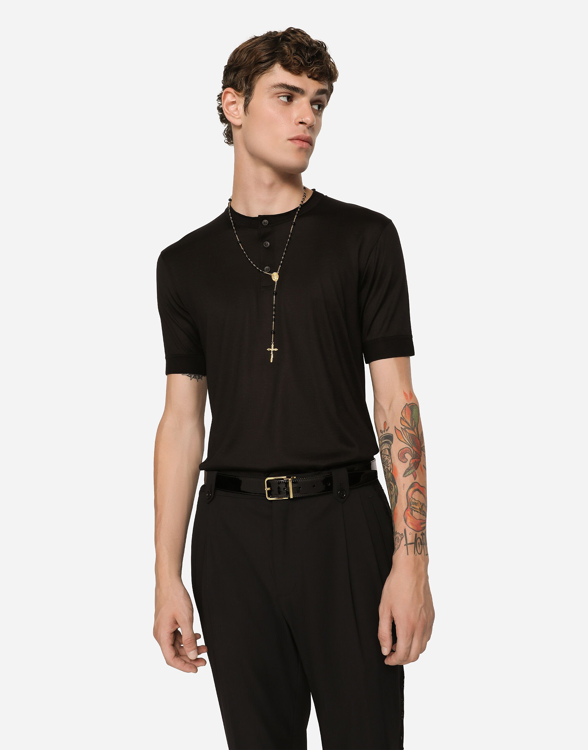 【Dolce & Gabbana】シルク ヘンリー Tシャツ ヘンリーネックTシャツ シルク - メンズ | ドルチェ＆ガッバーナ