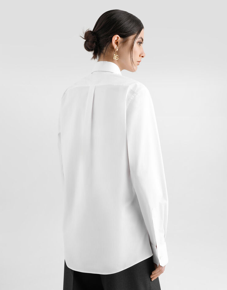 Dolce & Gabbana Bluse aus Baumwollpopeline mit Spitzeneinsatz Weiss F5T32TFUEAJ