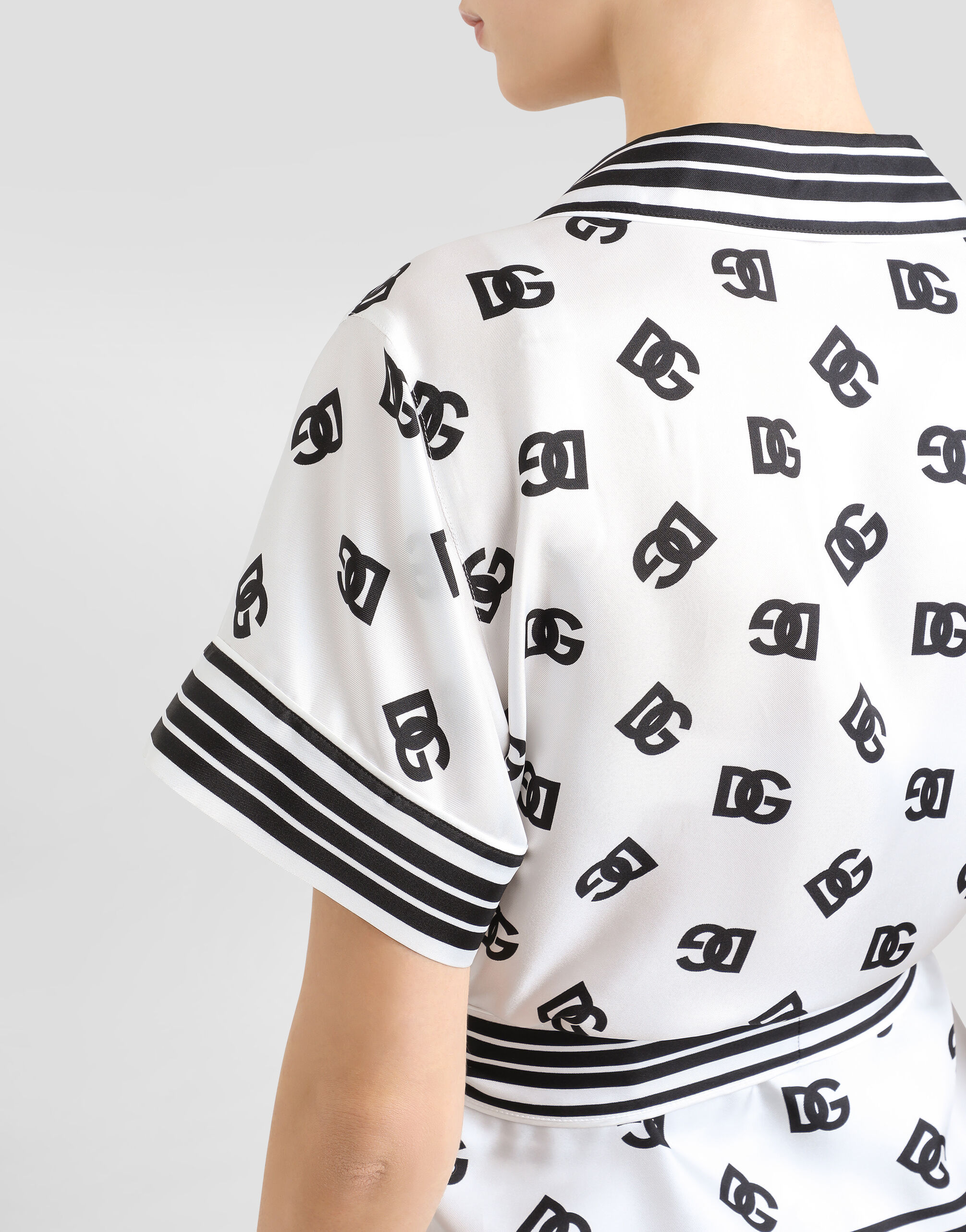 DG all-over print silk twill shirt in Print for Women | Dolce&Gabbana®