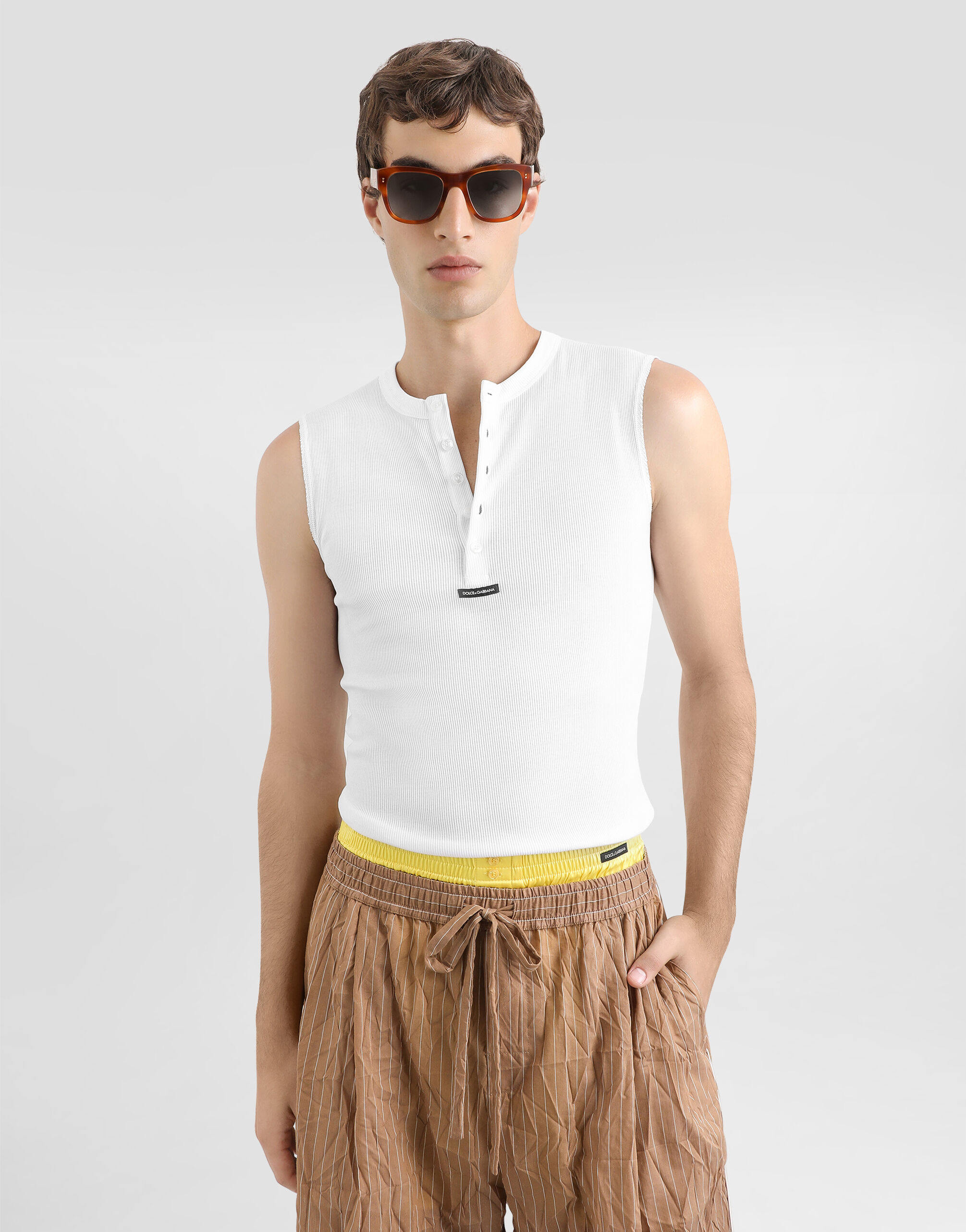 【イタリア製】Dolce&Gabbana コットンブロード　ビッグカラーシャツ Whiteのメンズ コットン セラフィーノ Tシャツ | Dolce&Gabbana®