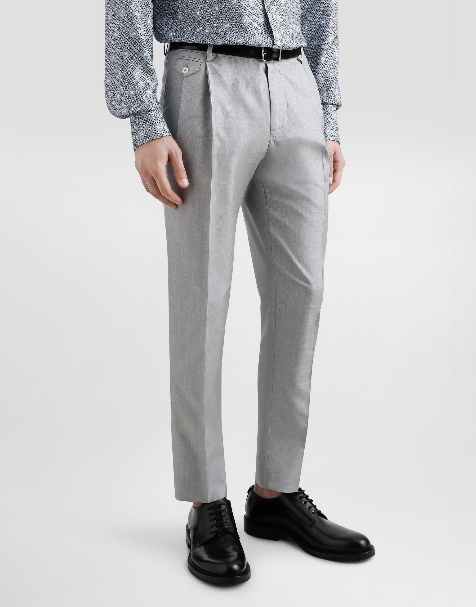 【圧巻の光沢感!!!】Dolce＆Gabbana スーツ 52 DGロゴ Deconstructed single-breasted silk suit in Grey for Men