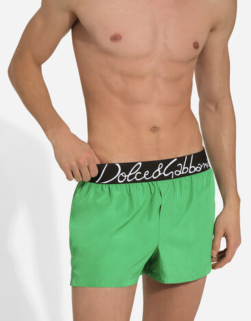 Dolce & Gabbana Kurze Badeshorts Dolce&Gabbana-Logo Grün M4F27TFUSFW