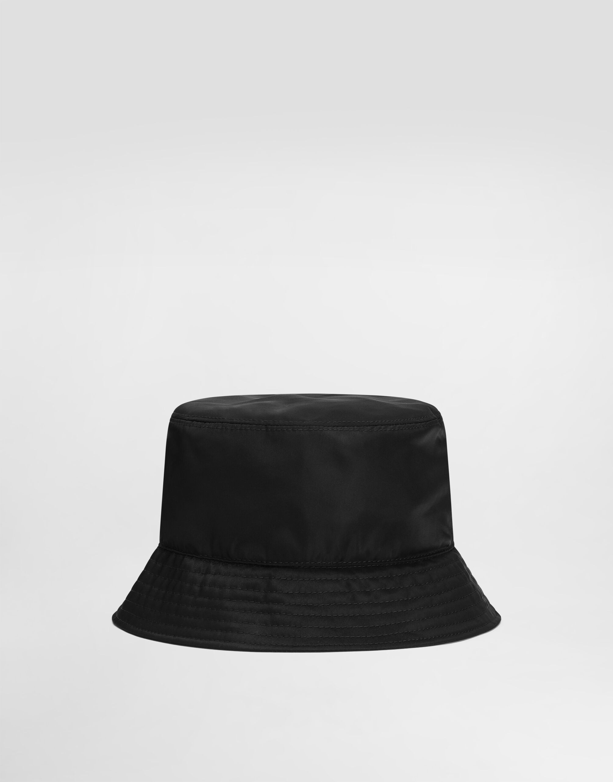 ブラックのメンズ フィッシャーマンズハット ナイロン ロゴプレート