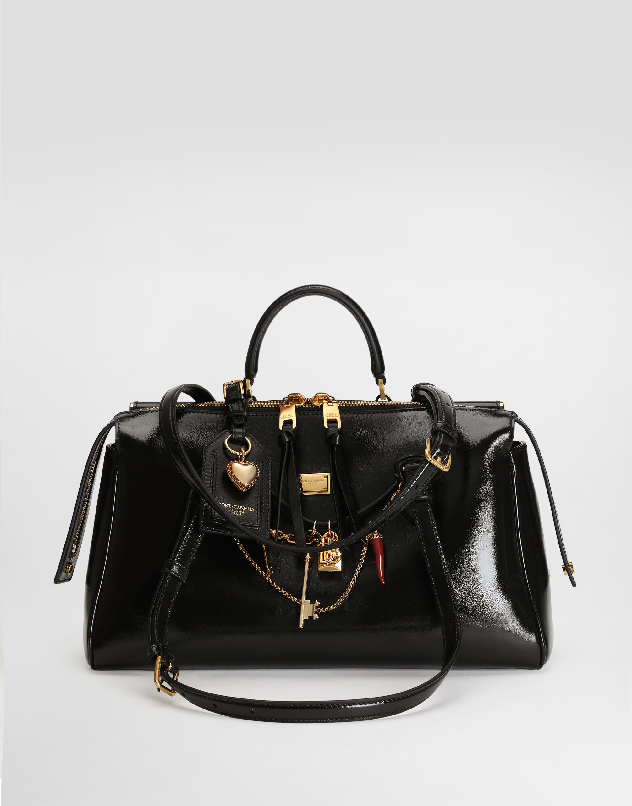 DOLCE&GABBANA★デザイントップス♡未使用 タグ付❤︎定価￥69000 D&Gドルガバ 総柄ロゴ Y2K 個性派 イタリア製 デザイントップス 1点物