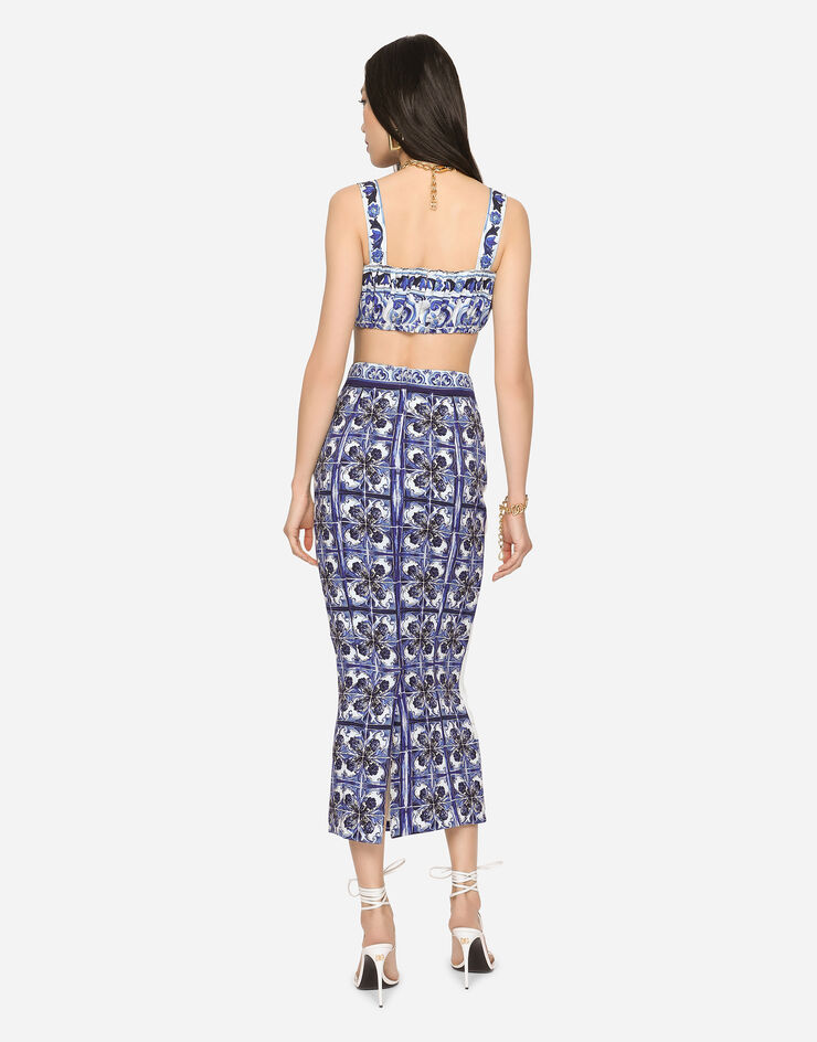 Dolce&Gabbana Falda longuette de charmeuse con estampado de mayólica con abertura Multicolor F4BWLTHPABW
