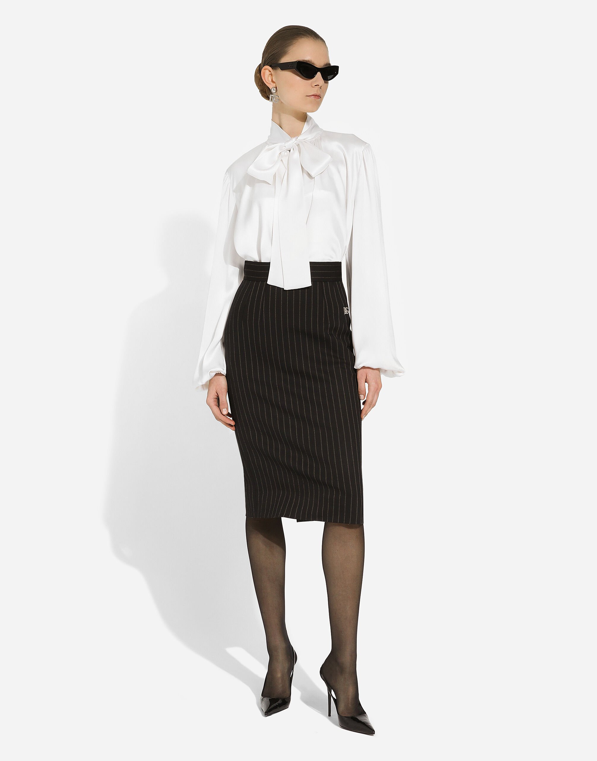 DOLCE&amp;GABBANA - DOLCE&amp;GABBANA ボウ付きブラウス Dolce & Gabbana | Tops | Dolce Gabbana Black Floral Bow Silk